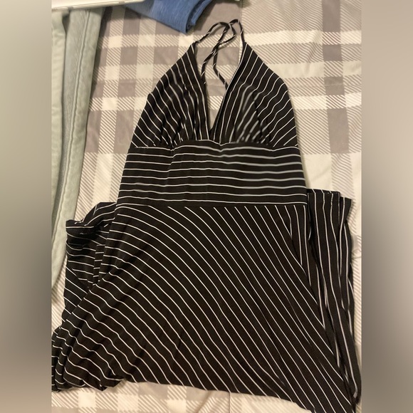 Black dress size M - Picture 2 of 5